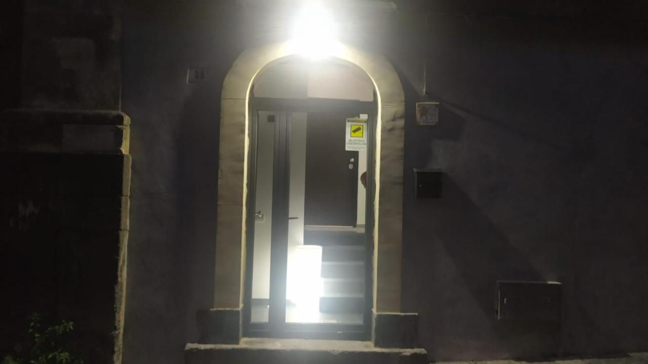 La Casa Di Orlando Apartment Catania Luaran gambar