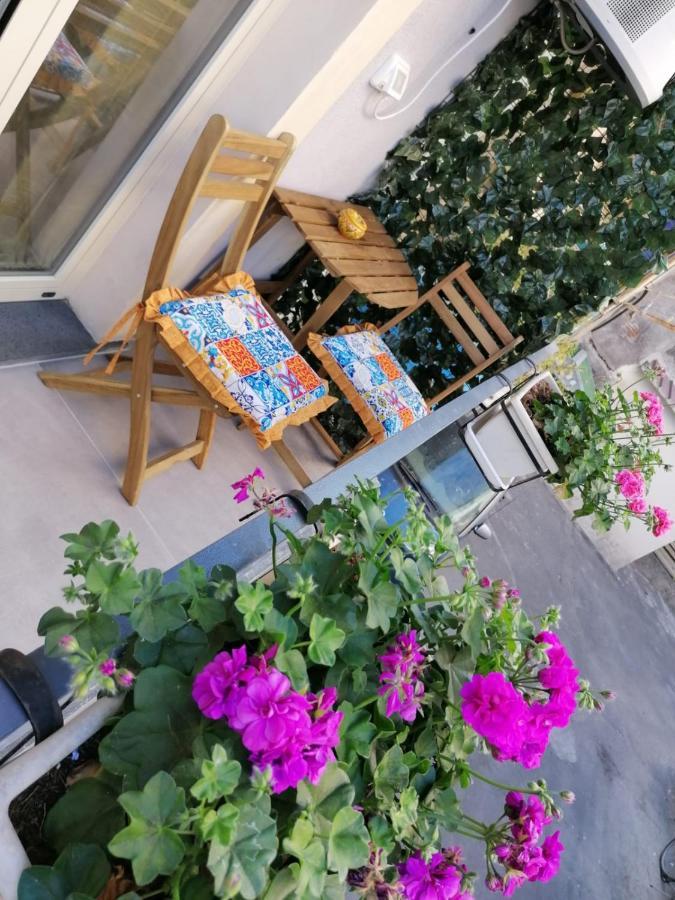 La Casa Di Orlando Apartment Catania Luaran gambar