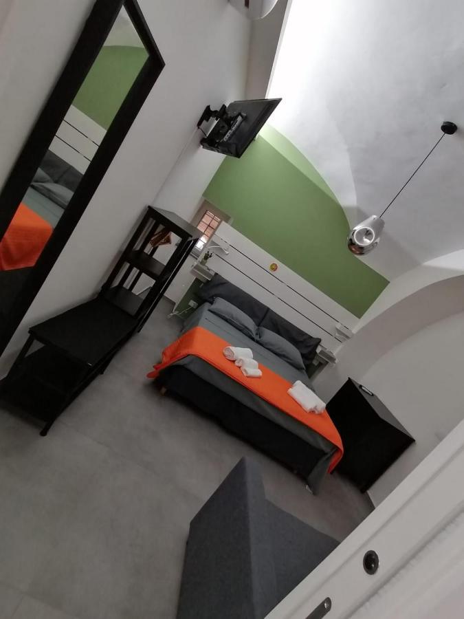 La Casa Di Orlando Apartment Catania Luaran gambar
