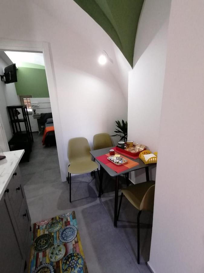 La Casa Di Orlando Apartment Catania Luaran gambar